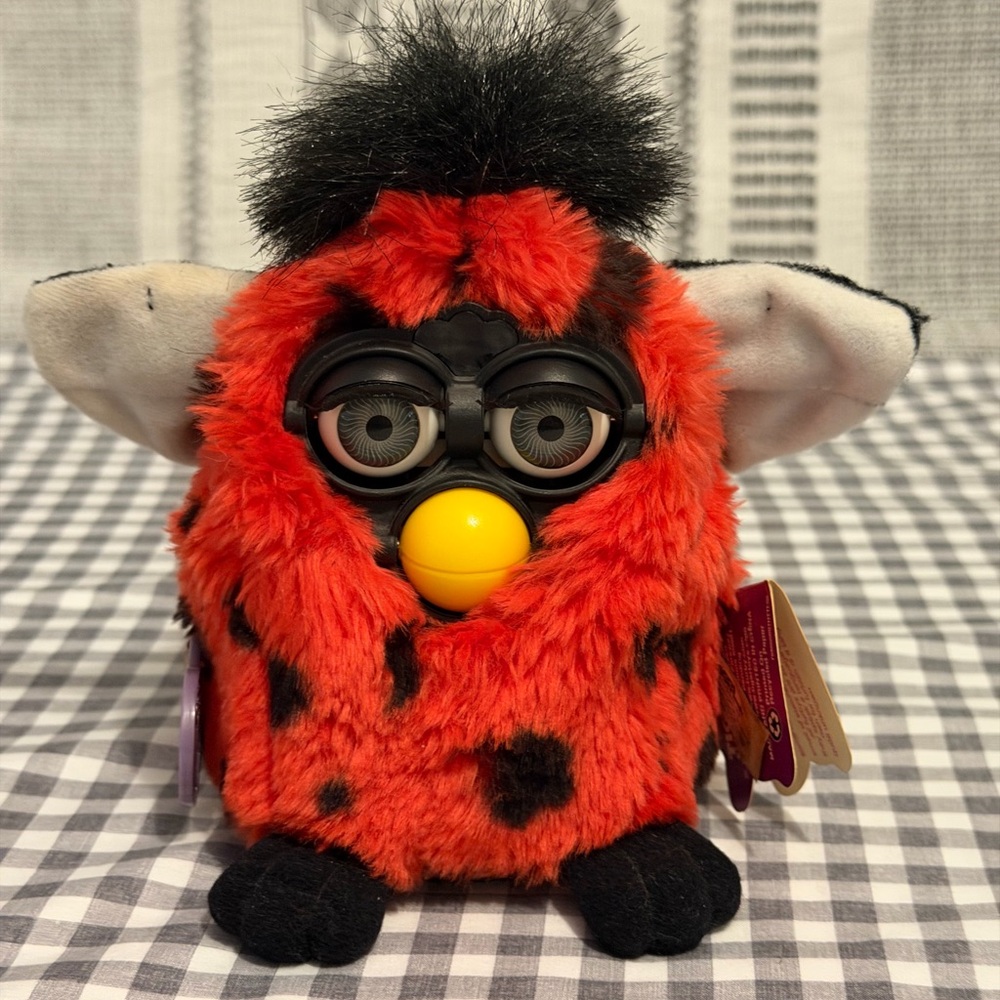 Vintage 1998 Ladybug Furby great condition read description
